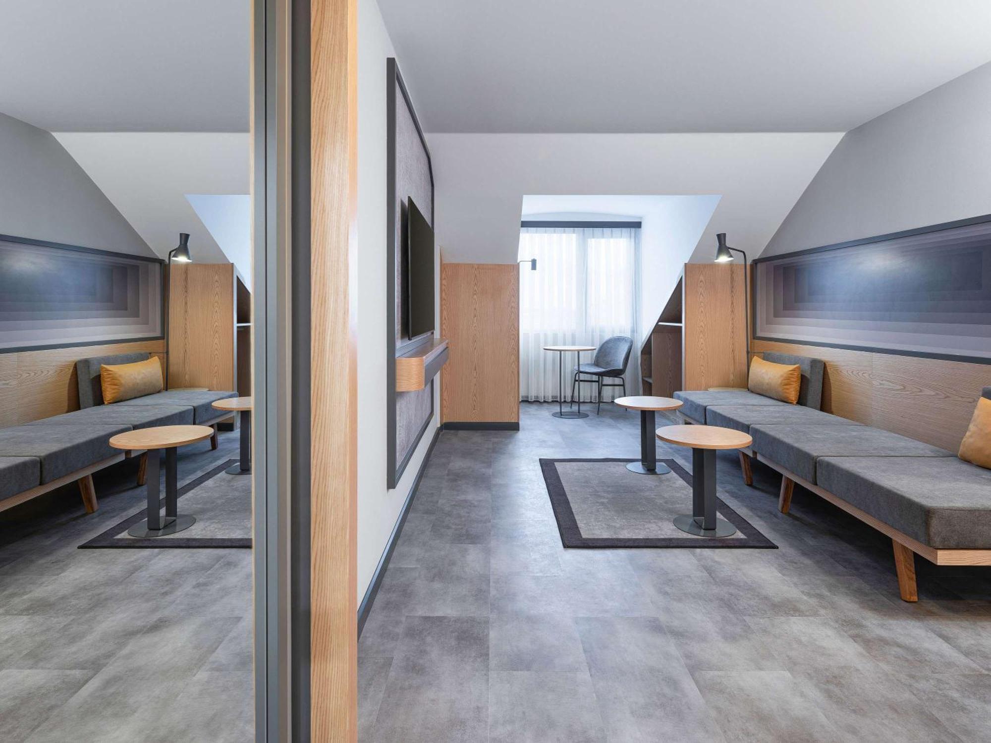 Hotel Ibis Istanbul Sisli Esterno foto